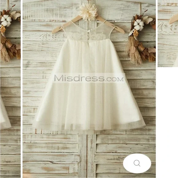 Elegant Cream Lace Dress